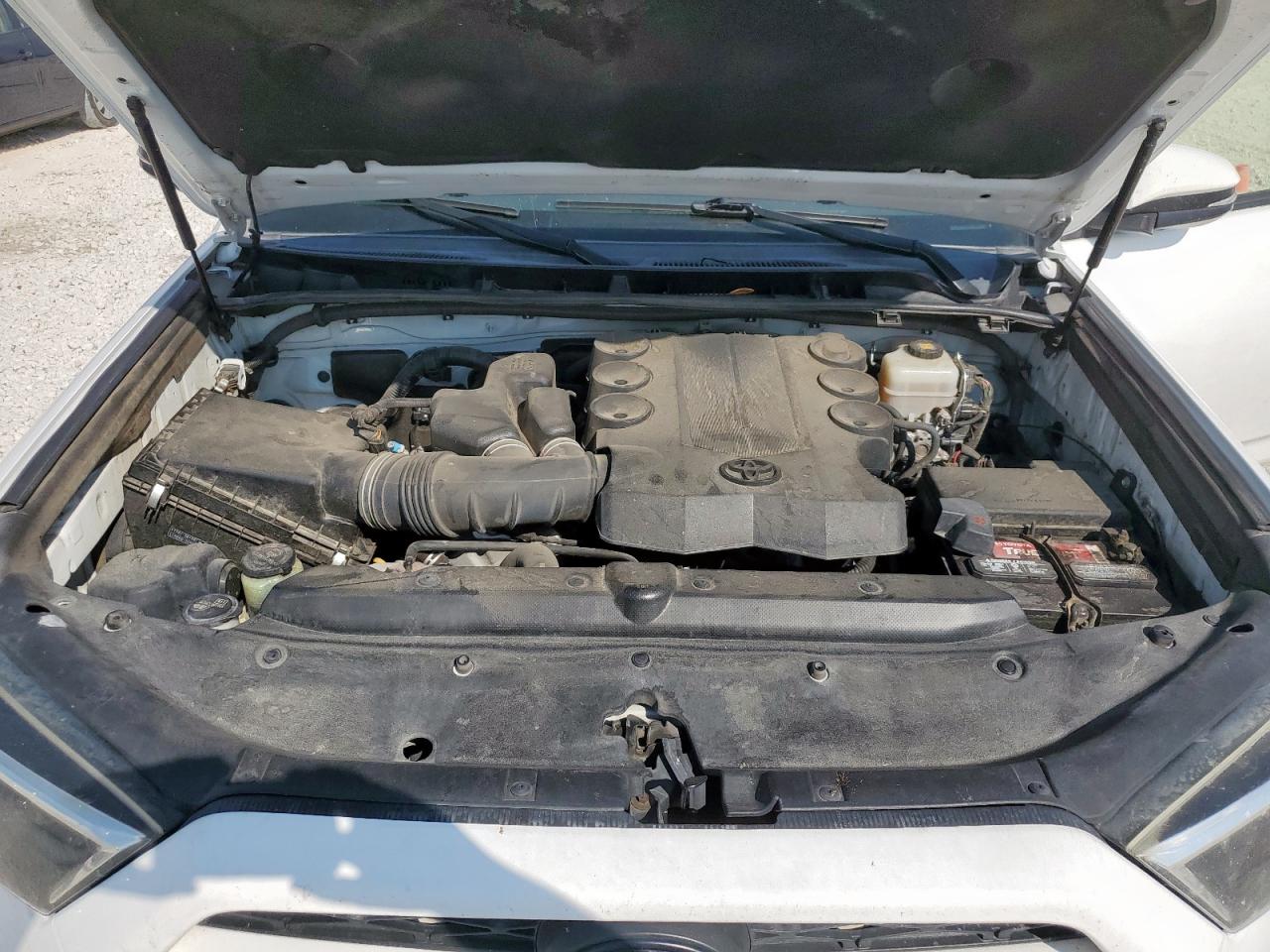 2018 Toyota 4Runner Sr5/Sr5 Premium VIN: JTEBU5JR9J5530412 Lot: 84635995