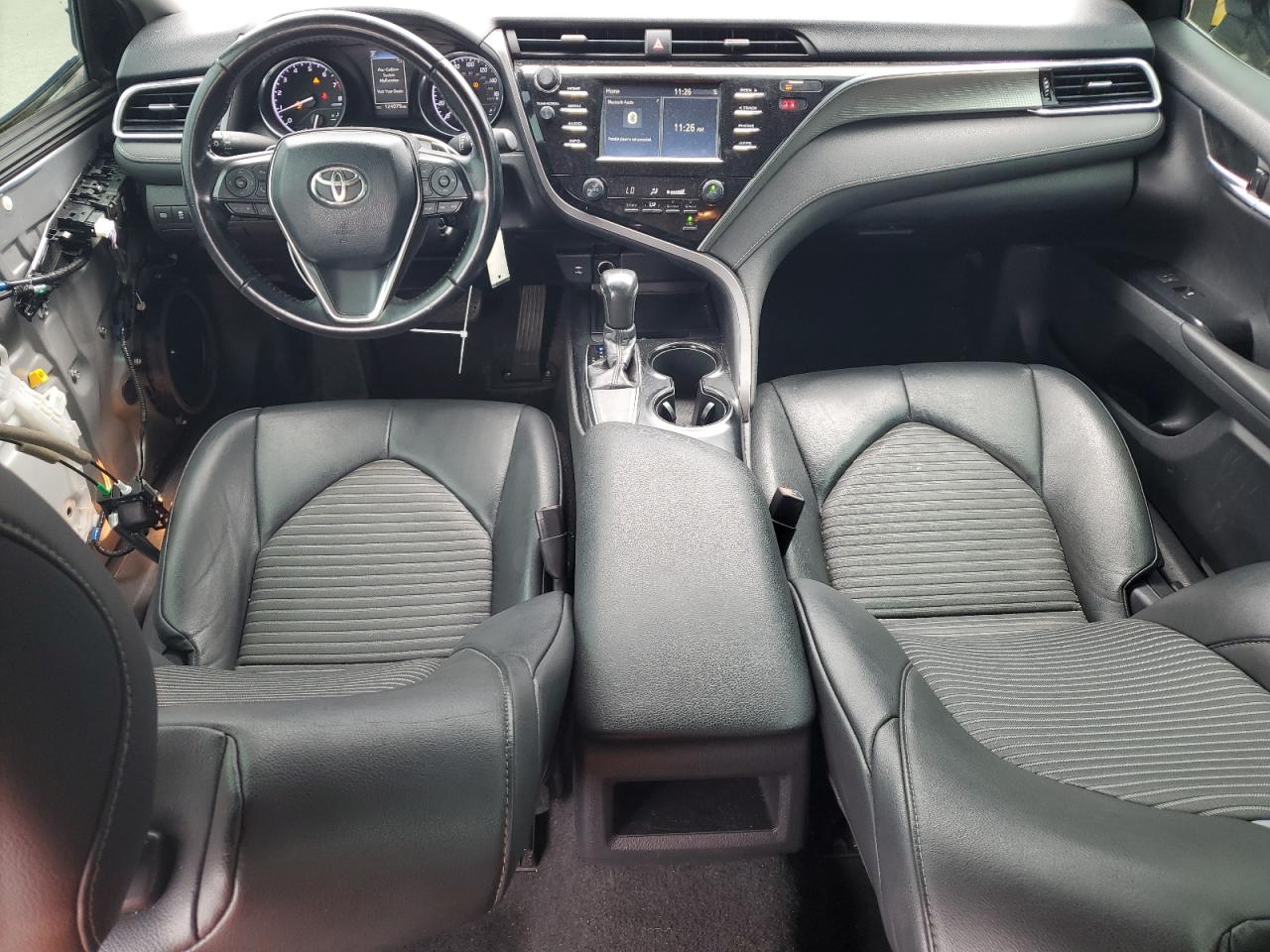 2018 Toyota Camry L VIN: 4T1B11HK5JU582295 Lot: 84611875