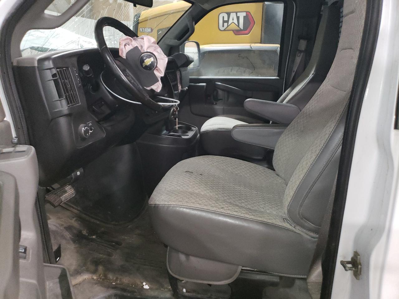 2020 Chevrolet Express G2500 VIN: 1GCWGBFG6L1260875 Lot: 86183685