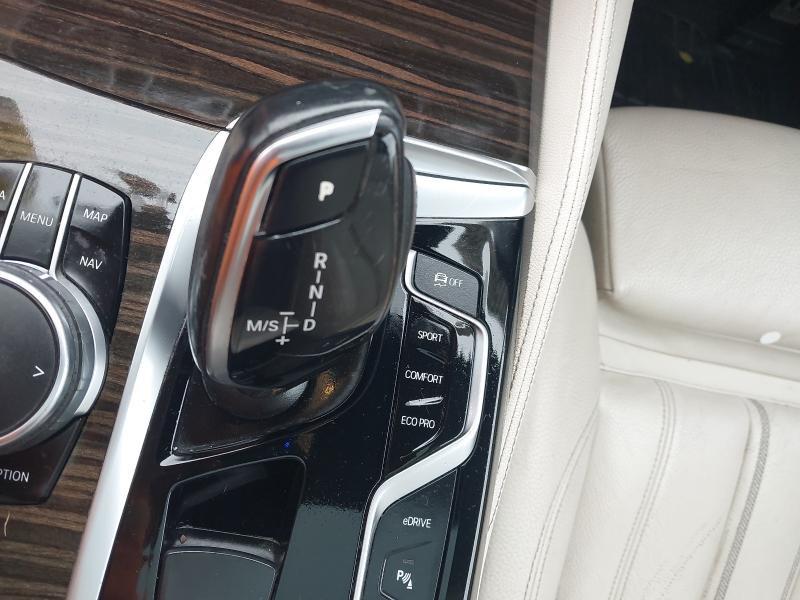 2018 BMW 5 SERIES 530E M SPORT 4DR AUTO