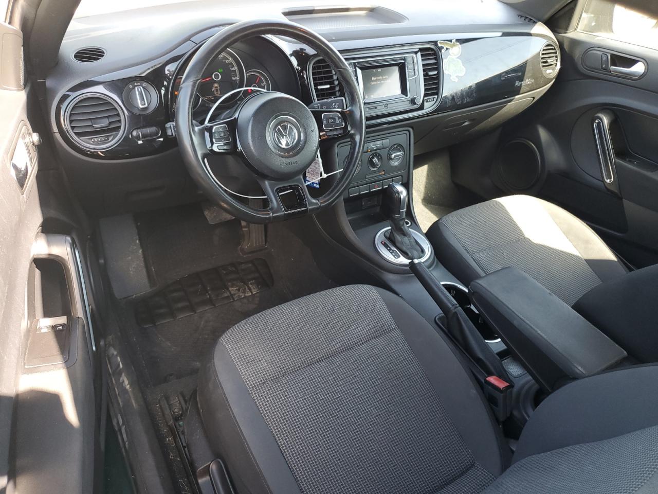 2017 Volkswagen Beetle 1.8T VIN: 3VWF17AT6HM624285 Lot: 85149945