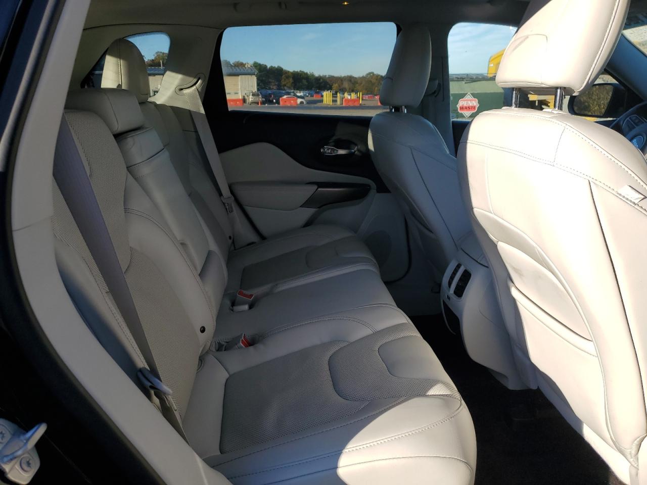 2019 Jeep Cherokee Limited VIN: 1C4PJMDX8KD228091 Lot: 90289125