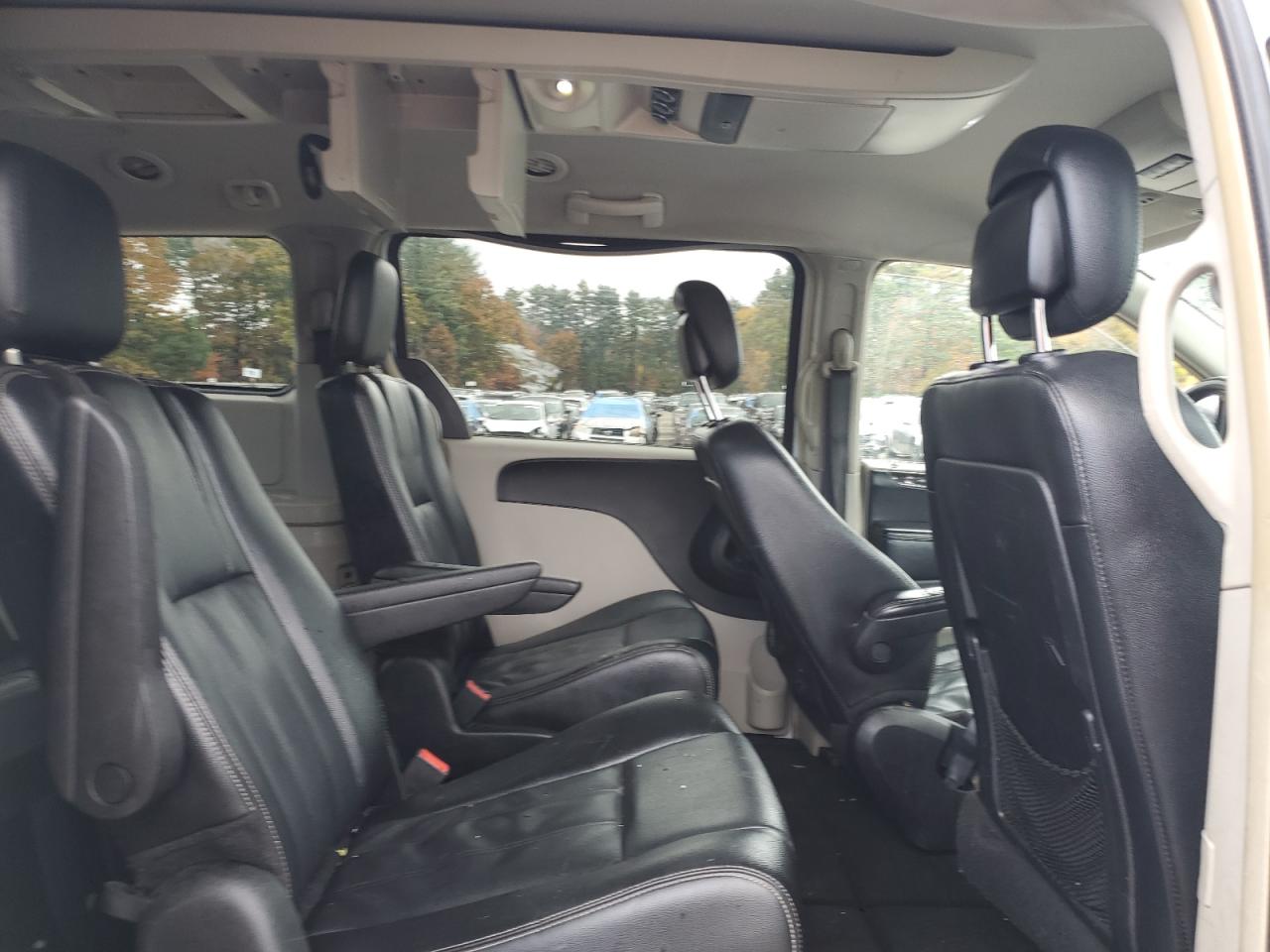 2015 Chrysler Town & Country Touring VIN: 2C4RC1BG0FR537741 Lot: 91191035