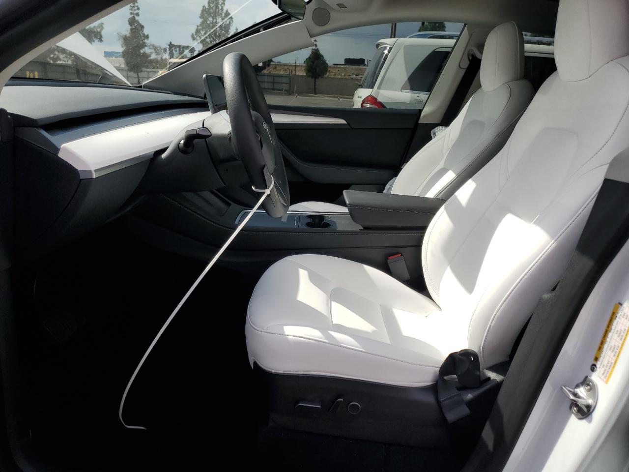 2023 Tesla Model Y VIN: 7SAYGDEE8PF620698 Lot: 82399905