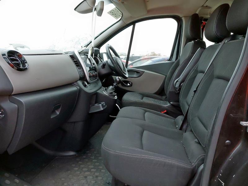 2018 RENAULT TRAFIC LL29 ENERGY DCI 145 SPORT NAV 9 SEATER