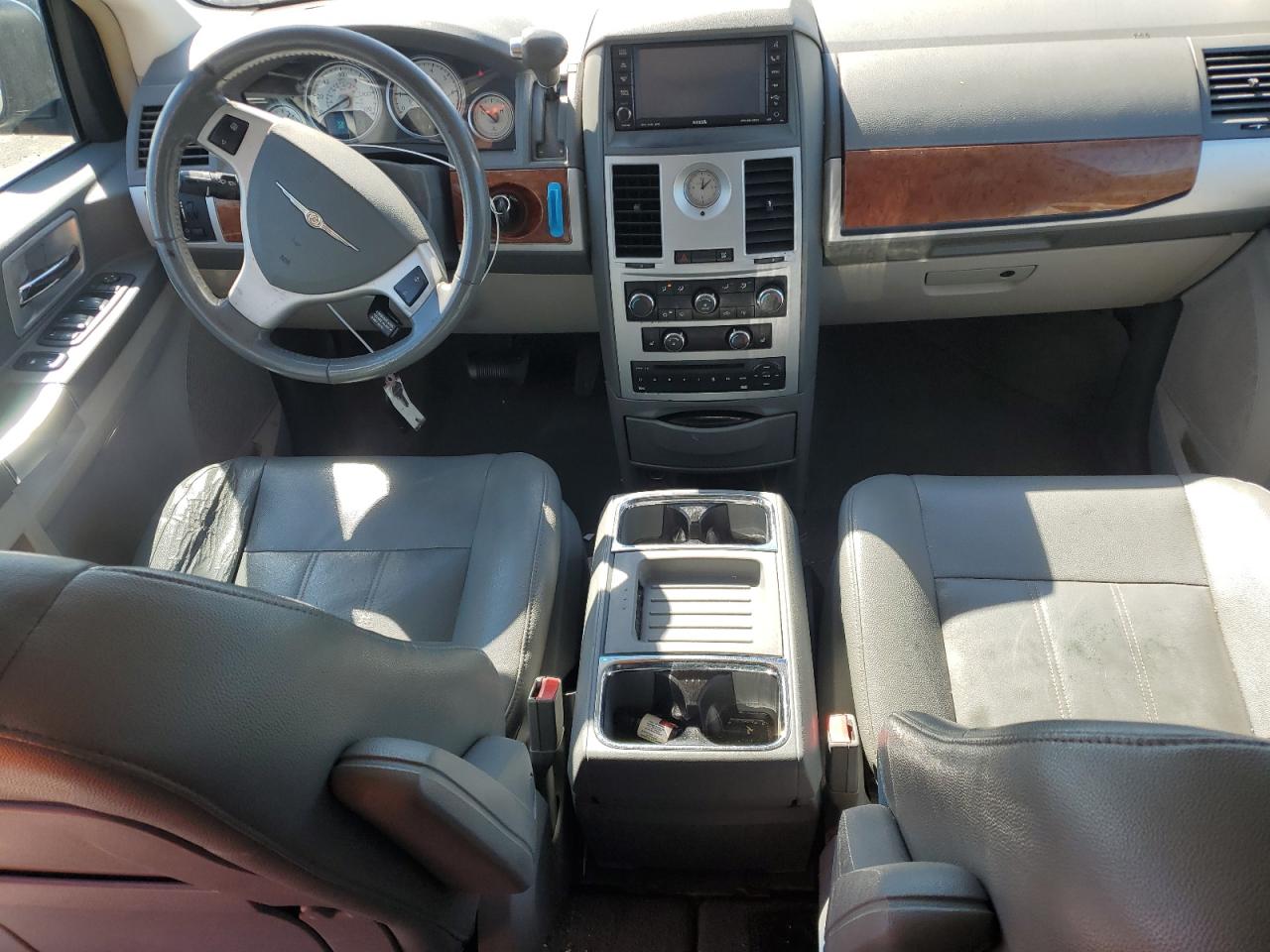 2008 Chrysler Town & Country Touring VIN: 2A8HR54P28R794555 Lot: 86630785