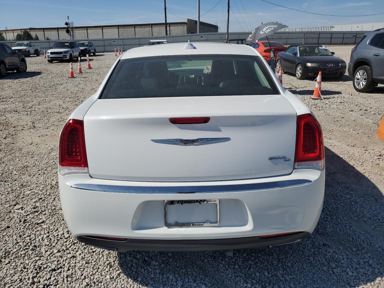2016 Chrysler 300C VIN: 2C3CCAEG9GH161392 Lot: 81881385