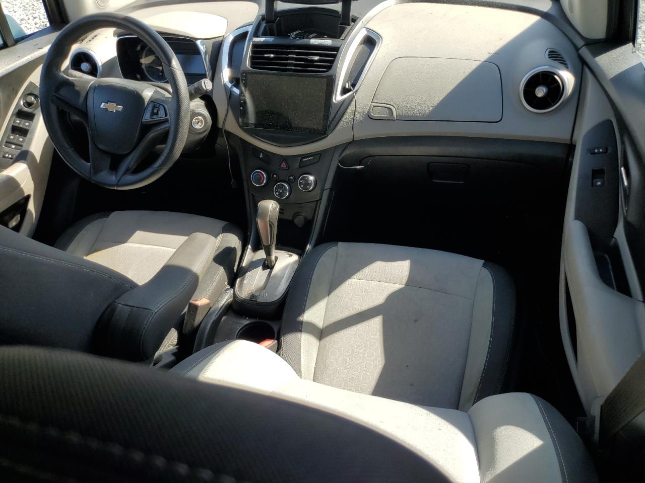 2015 Chevrolet Trax Ls VIN: 3GNCJKSB5FL240653 Lot: 82529445