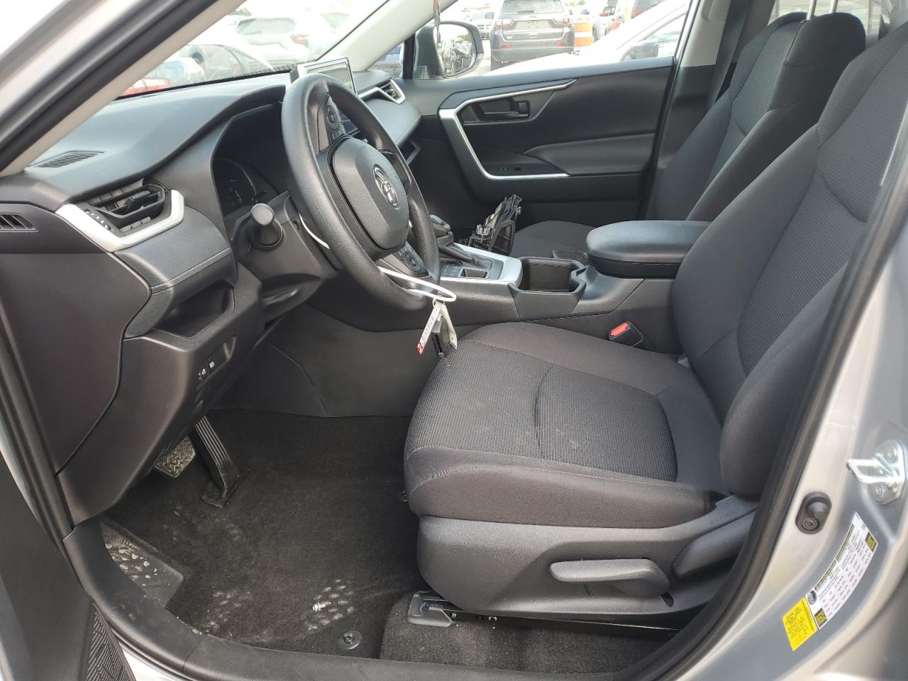 2025 Toyota Rav4 Le VIN: 2T3G1RFV8SW577215 Lot: 86308485