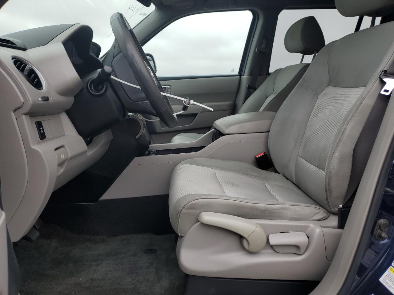 2013 Honda Pilot Lx VIN: 5FNYF4H29DB033584 Lot: 82409235