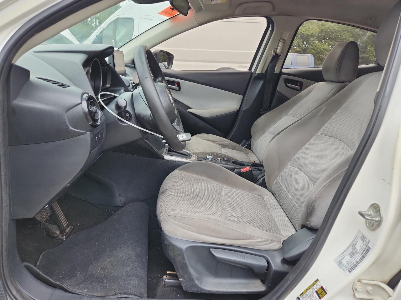 2019 Toyota Yaris L VIN: 3MYDLBYV2KY500448 Lot: 85171495