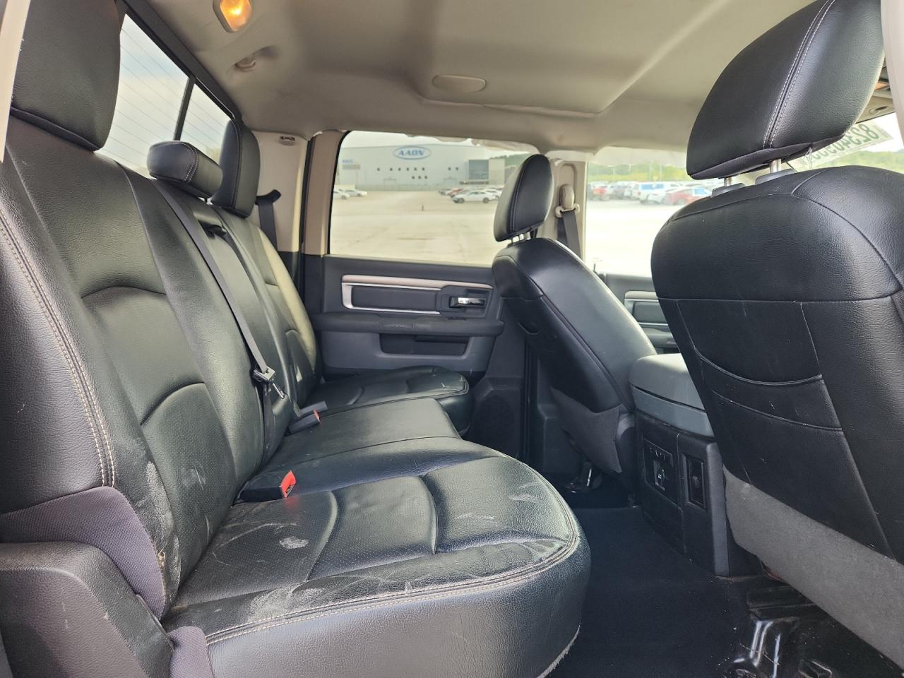 2016 Ram 1500 Slt VIN: 3C6RR7LT7GG266172 Lot: 82340955