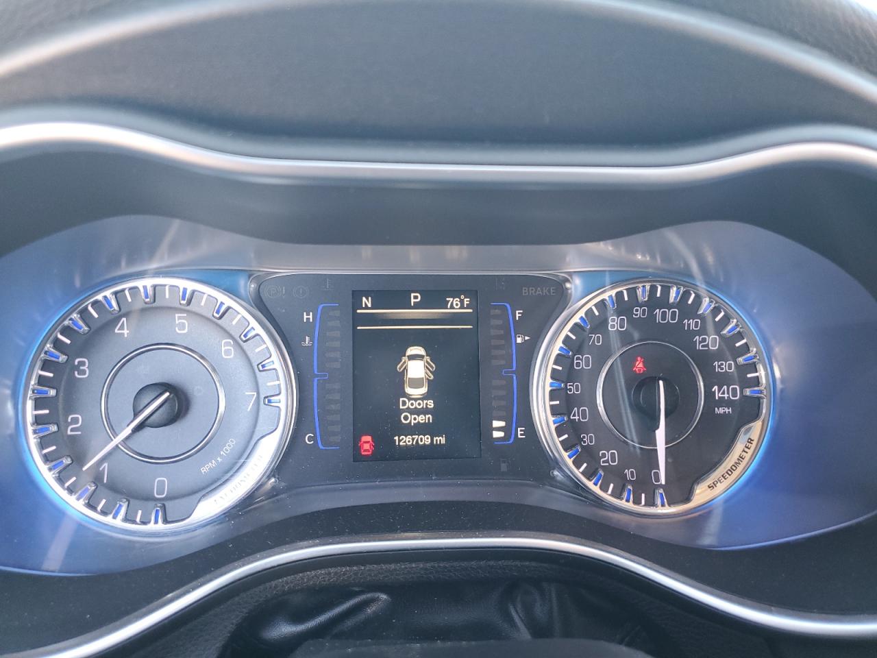 2017 Chrysler 200 Limited VIN: 1C3CCCAB8HN510623 Lot: 85588435