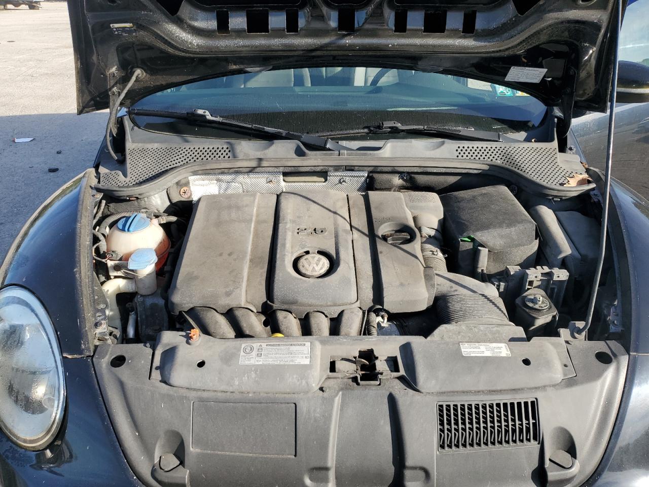 2013 Volkswagen Beetle VIN: 3VWJP7AT5DM685758 Lot: 84296785