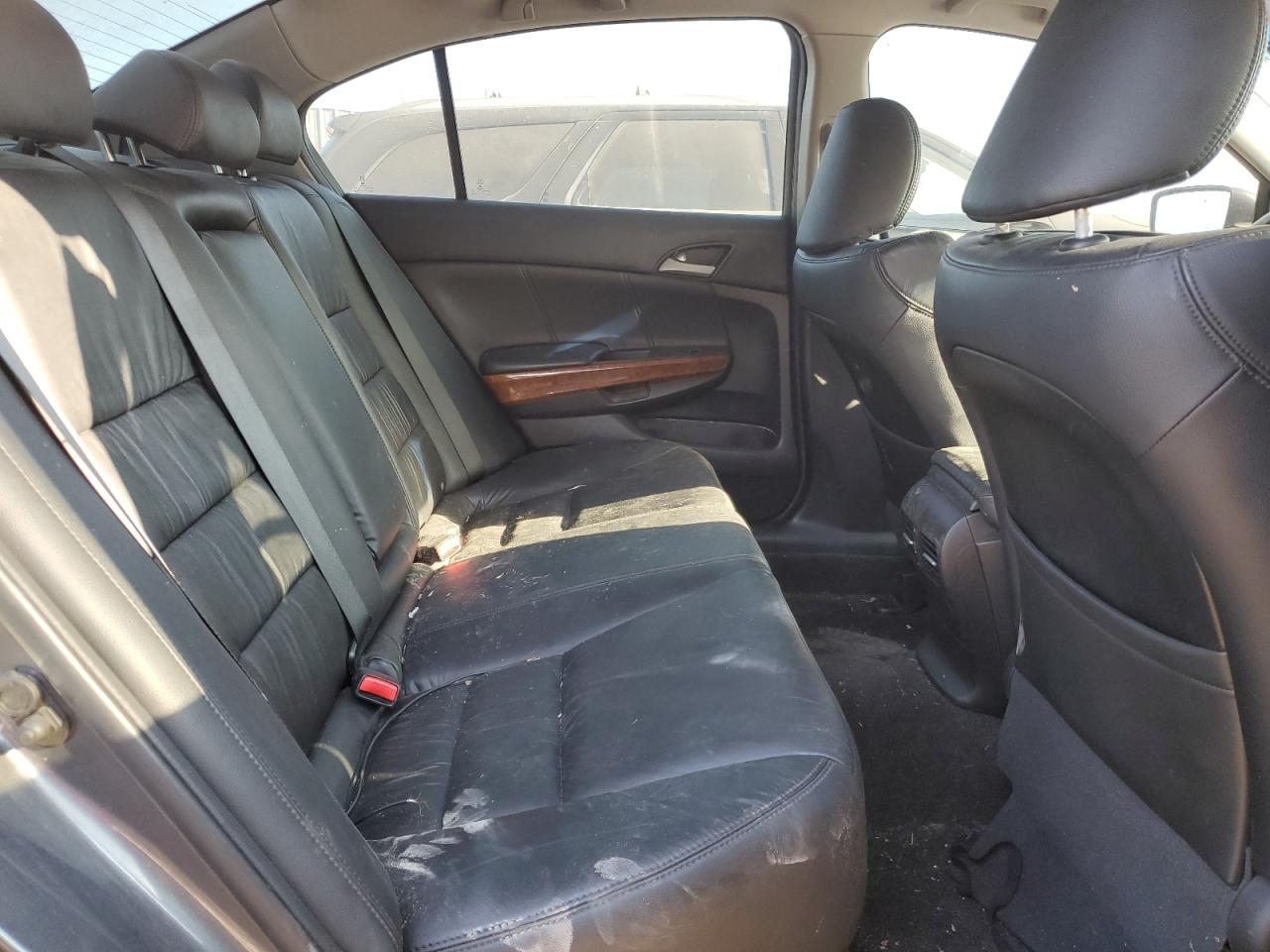 2011 Honda Accord Exl VIN: 1HGCP2F87BA150512 Lot: 81963125