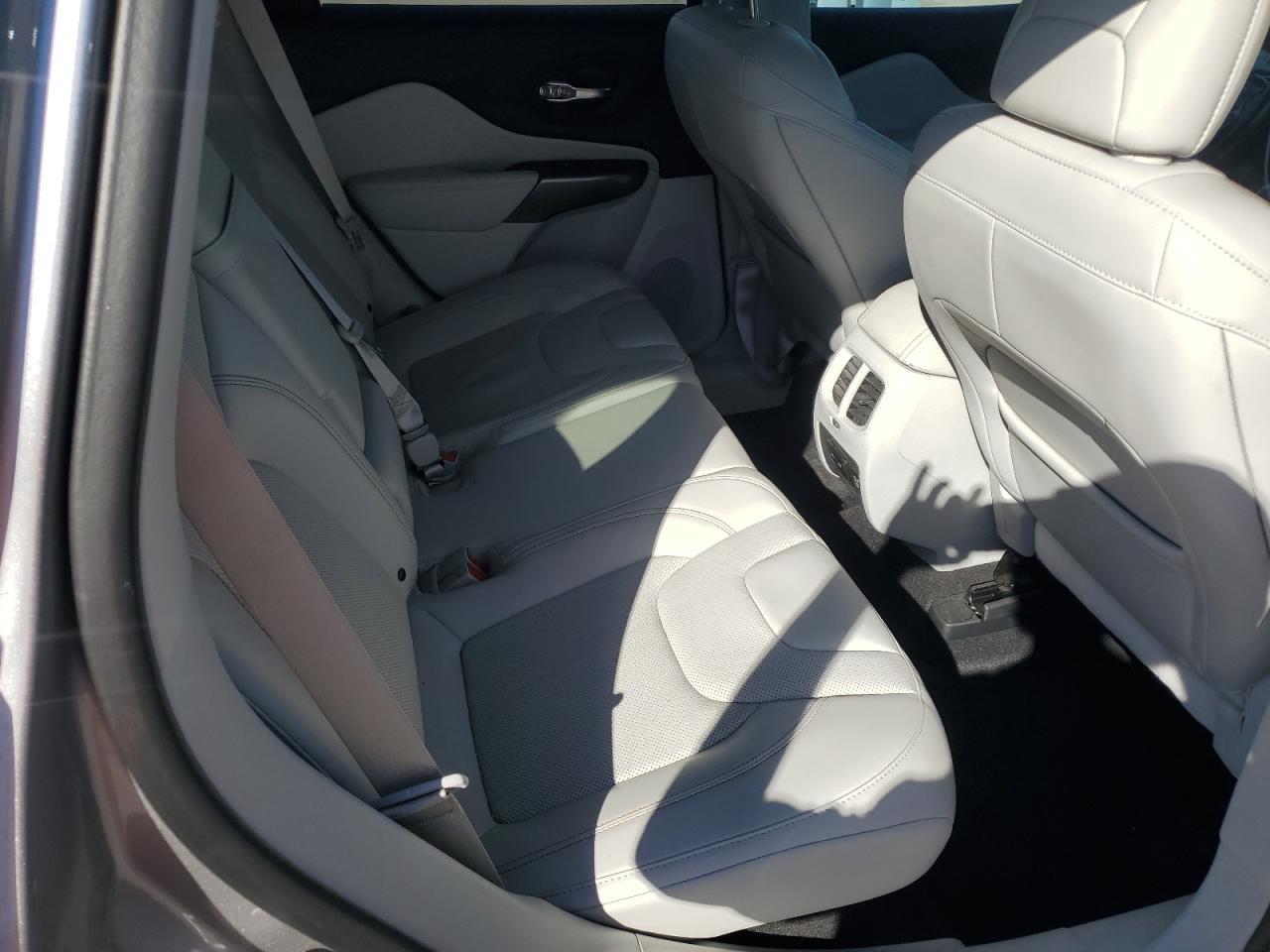 2019 Jeep Cherokee Limited VIN: 1C4PJMDX1KD408853 Lot: 84940445