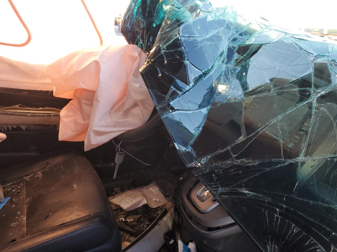 2010 Honda Cr-V Exl VIN: JHLRE4H7XAC000091 Lot: 82495845