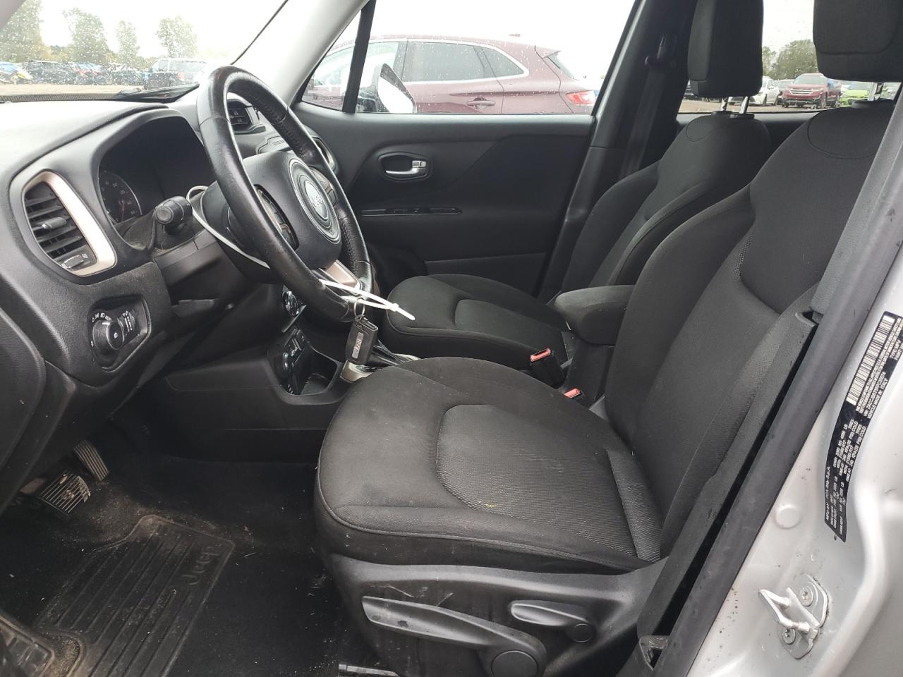 2015 Jeep Renegade Latitude VIN: ZACCJBBT5FPC35574 Lot: 82253255