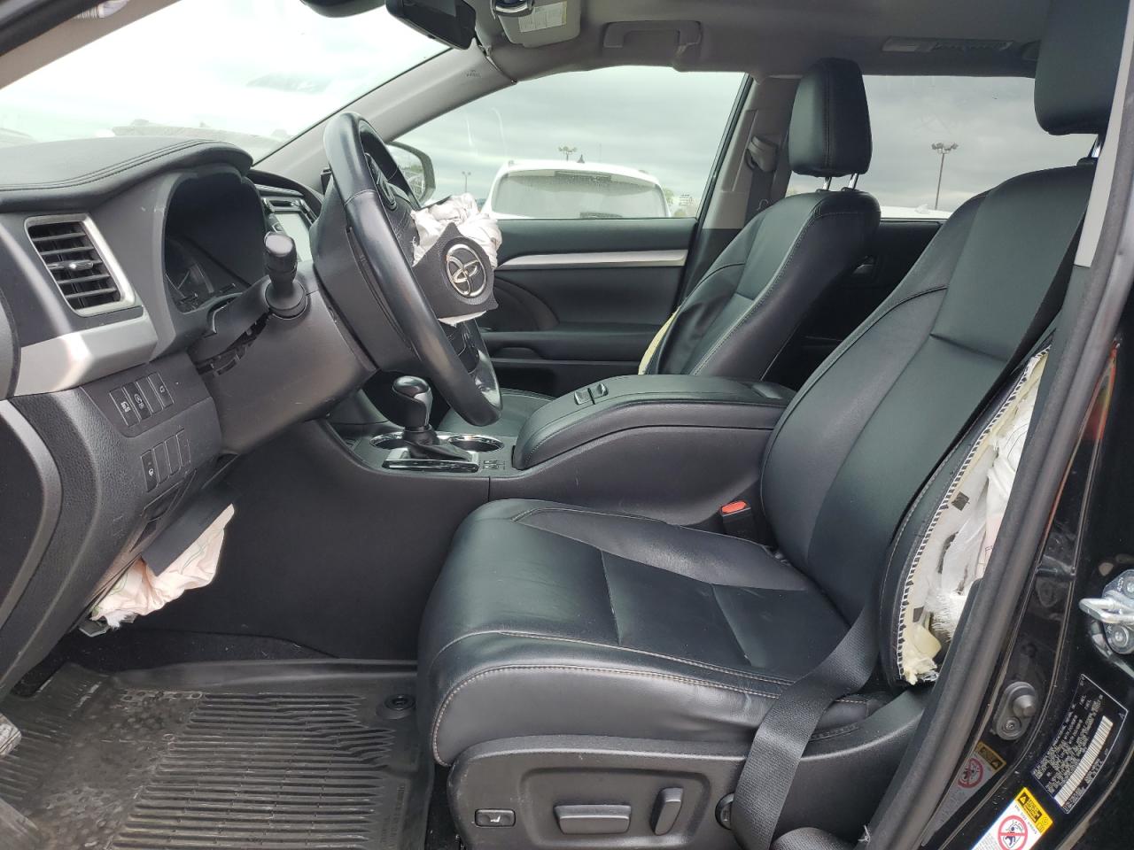 2018 Toyota Highlander Se VIN: 5TDKZRFH5JS533914 Lot: 85173335