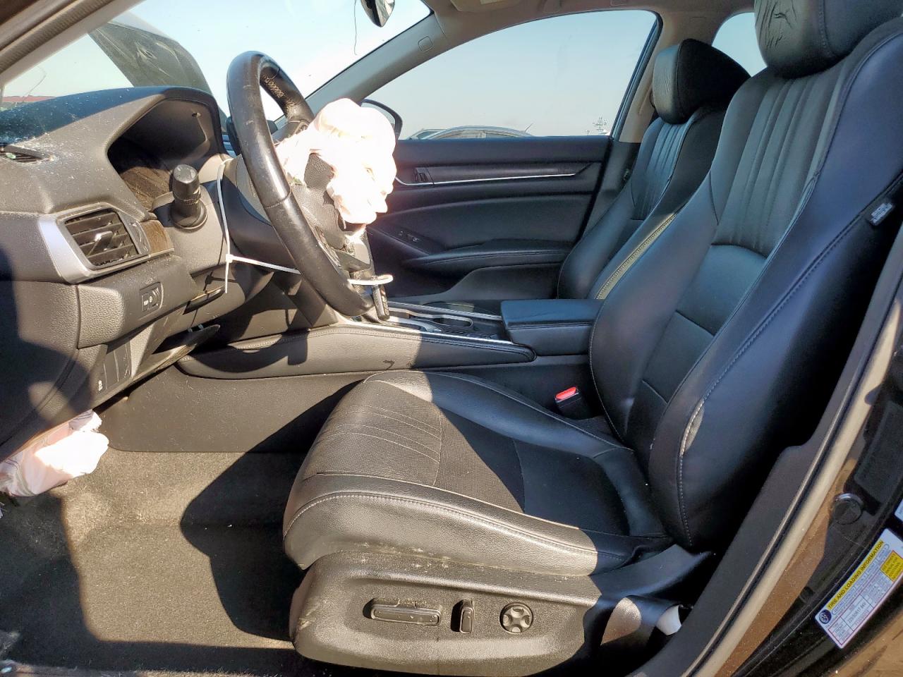 2018 Honda Accord Exl VIN: 1HGCV1F52JA096556 Lot: 84990285