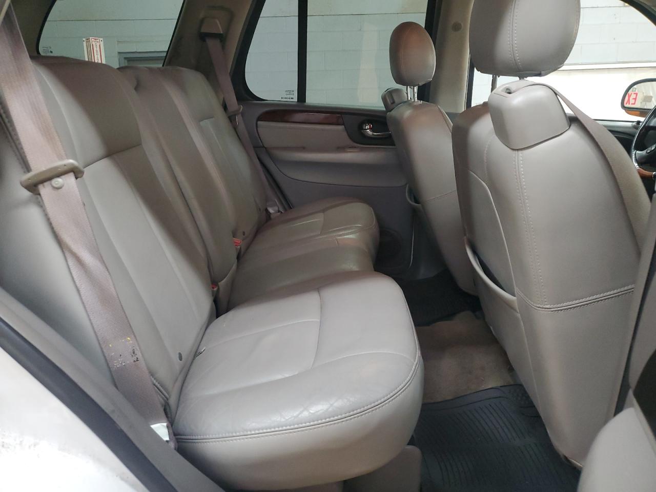 2005 GMC Envoy Denali VIN: 1GKES63M152388129 Lot: 82185075