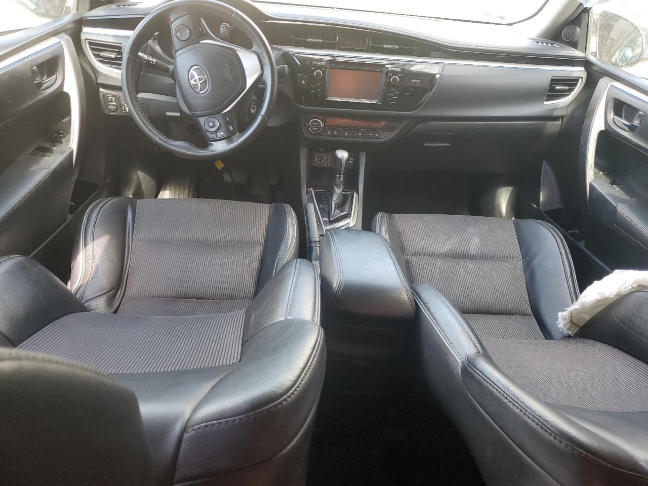 2015 Toyota Corolla L VIN: 5YFBURHE1FP300887 Lot: 83874775