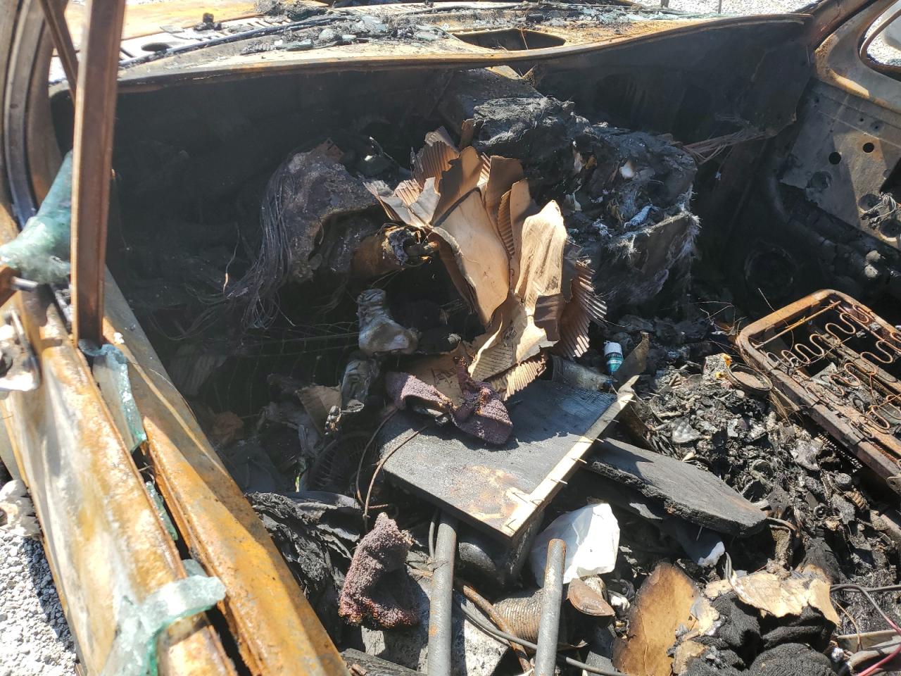 1990 Ford Econoline E150 Van VIN: 1FDEE14N3LHA55739 Lot: 90464045