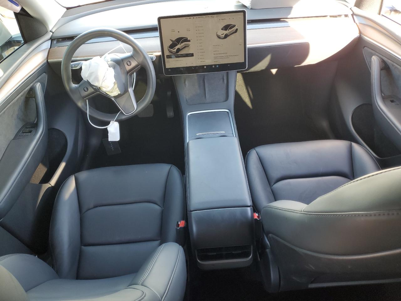 2023 Tesla Model Y VIN: 7SAYGAEE3PF977334 Lot: 90600845