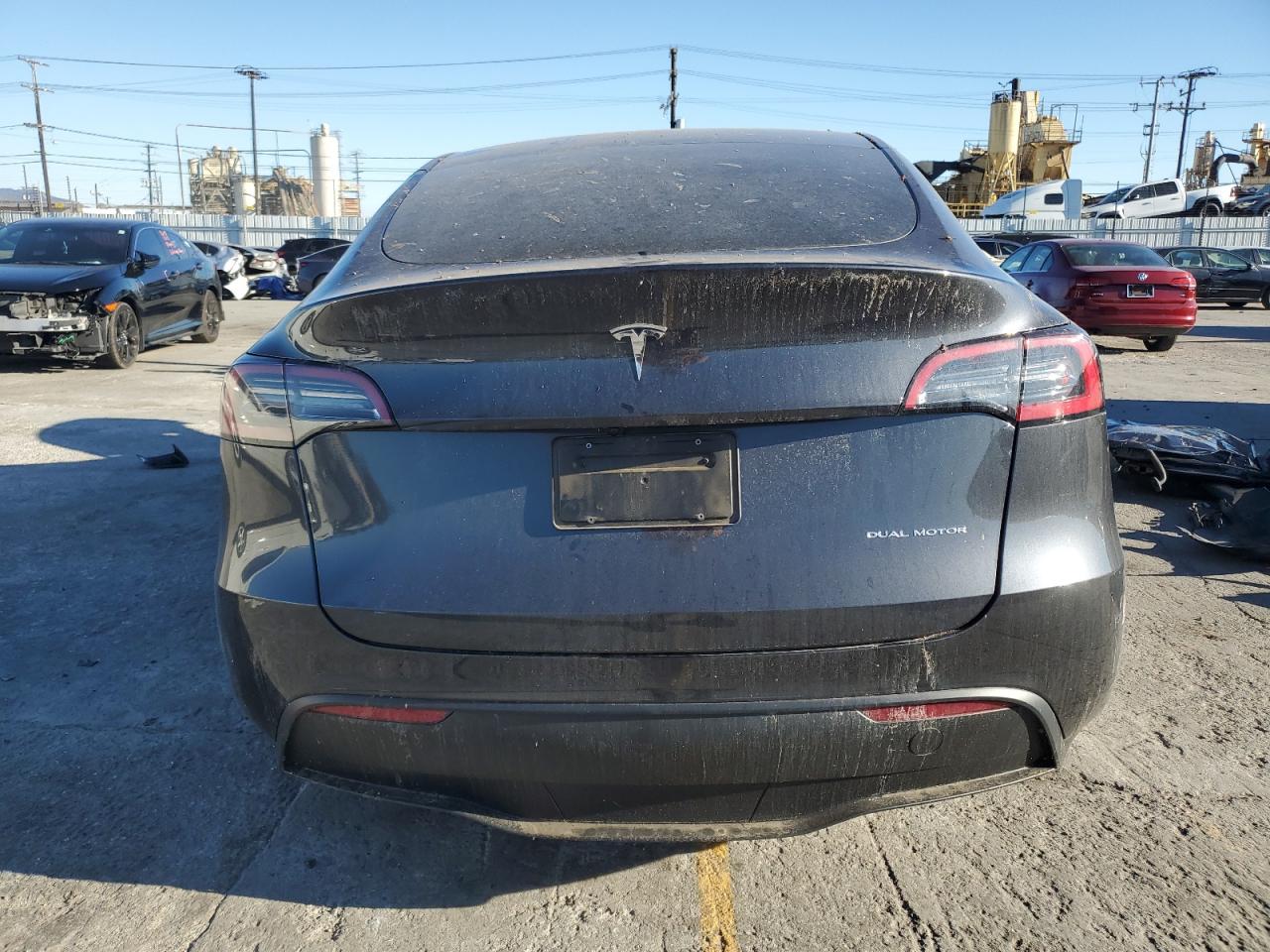 2024 Tesla Model Y VIN: 7SAYGDEE3RF031934 Lot: 85831635
