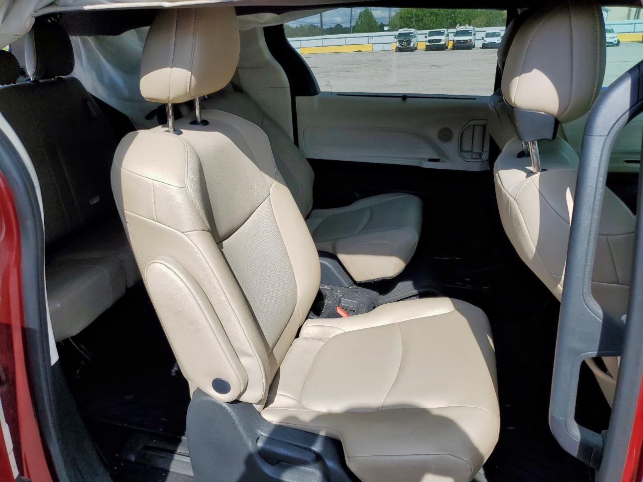 2021 Toyota Sienna Xle VIN: 5TDYRKEC6MS020828 Lot: 81191855
