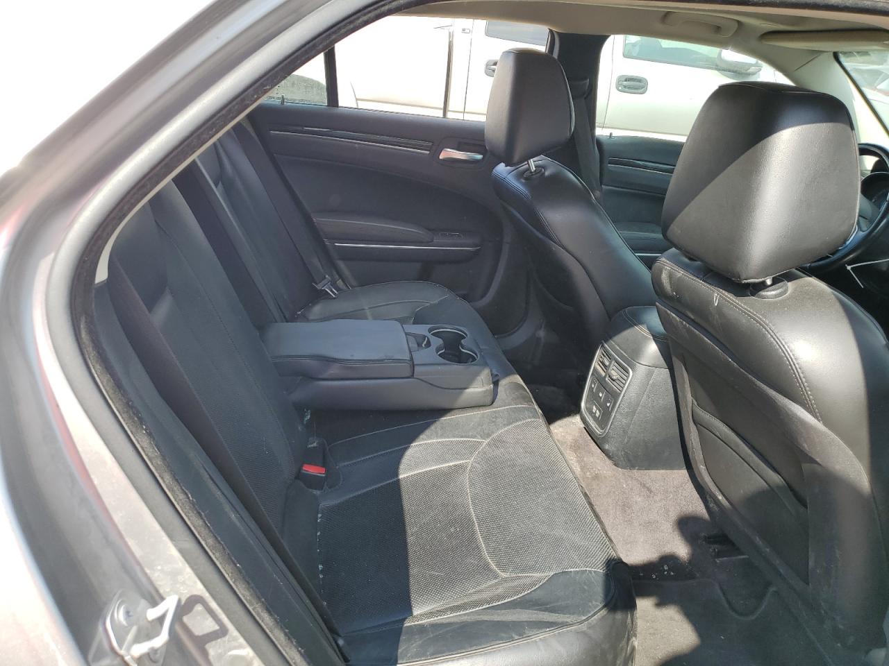 2017 Chrysler 300C VIN: 2C3CCAEG8HH632661 Lot: 81492955