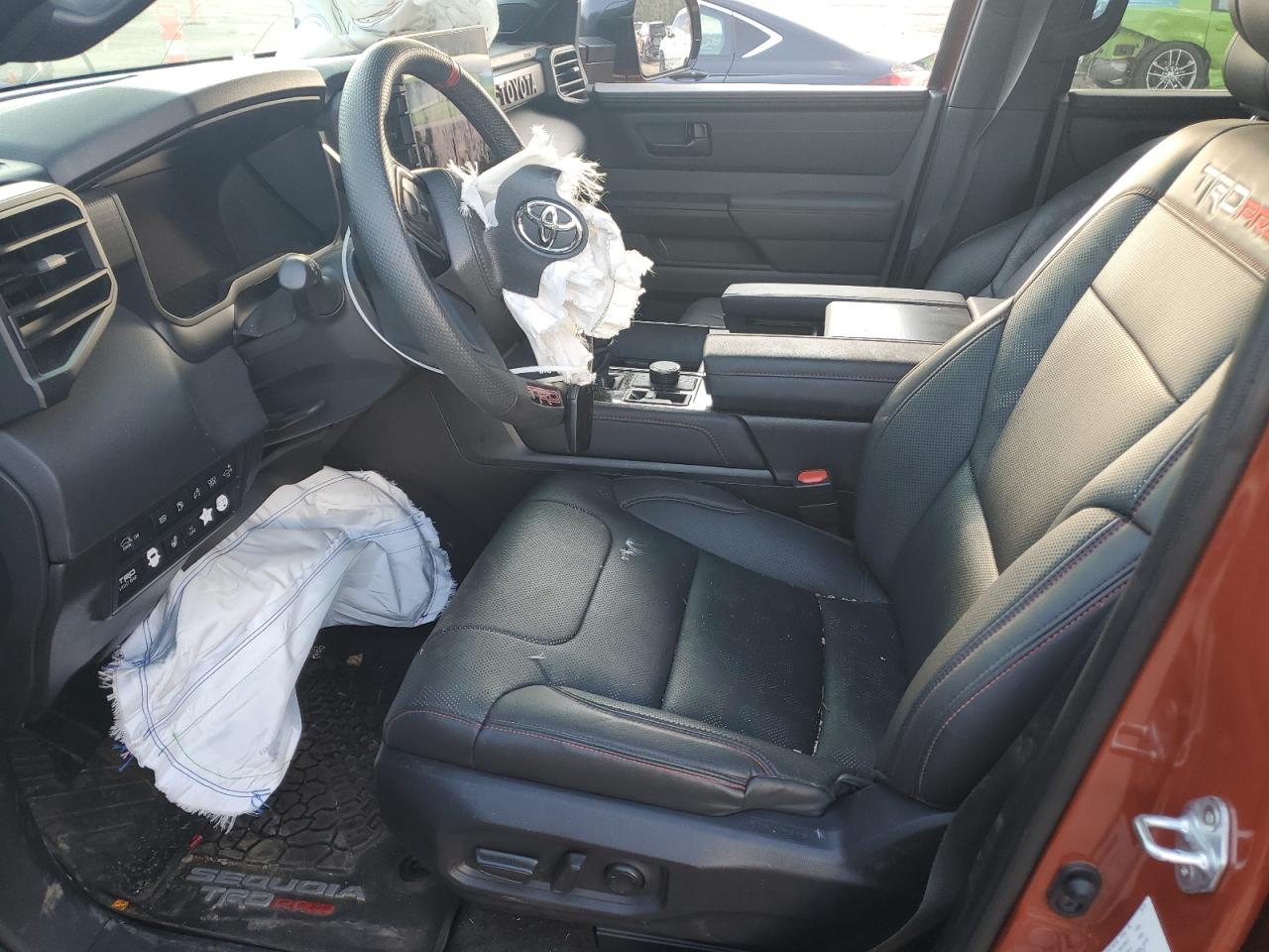 2024 Toyota Sequoia Sr5 VIN: 7SVAAABA8RX040625 Lot: 85358685