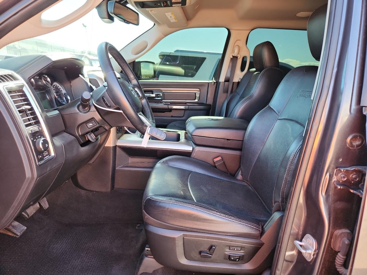 2017 Ram 1500 Laramie VIN: 1C6RR7NT1HS712677 Lot: 90050885