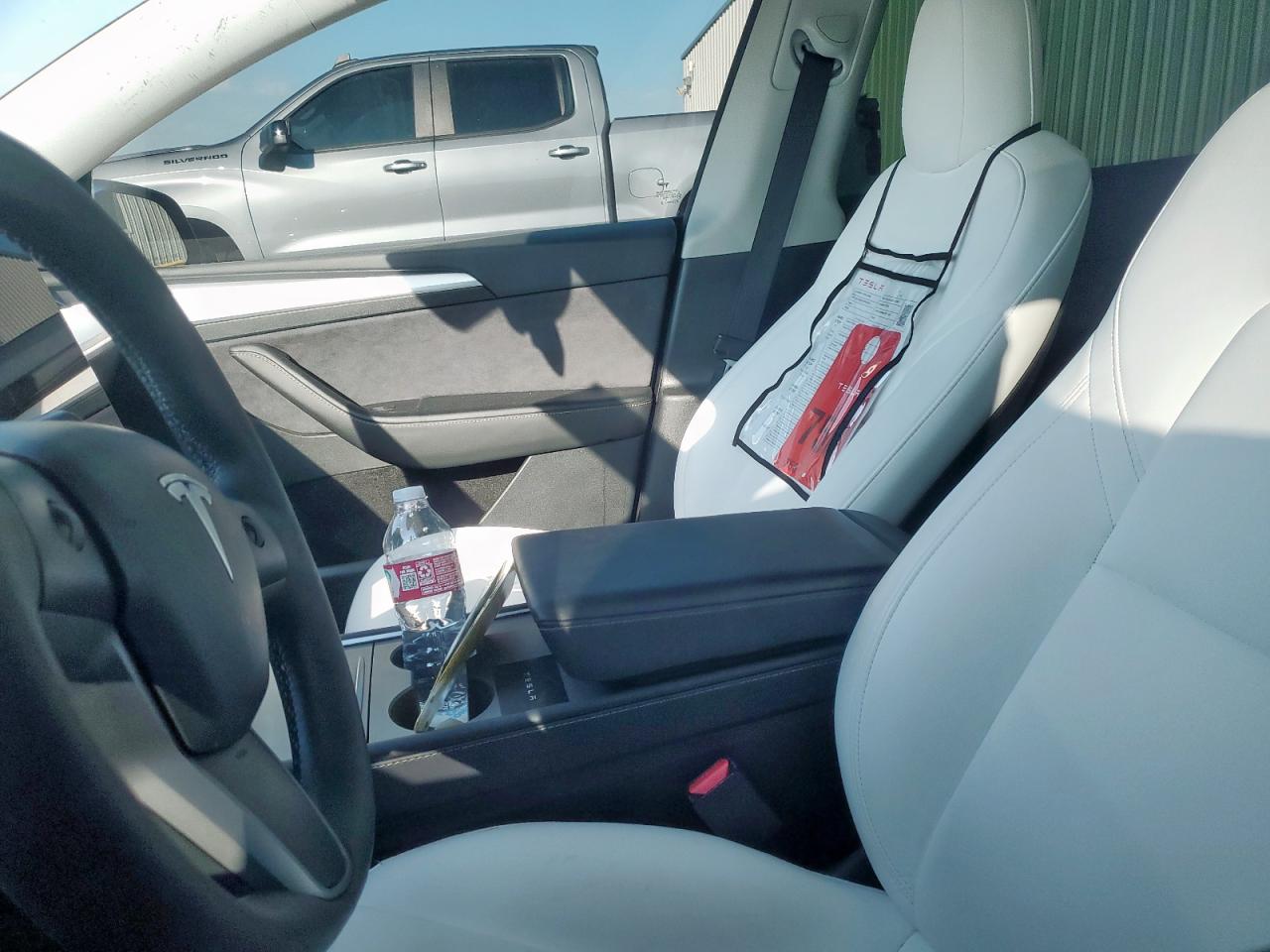 2023 Tesla Model Y VIN: 7SAYGDEF3PF675357 Lot: 84400385