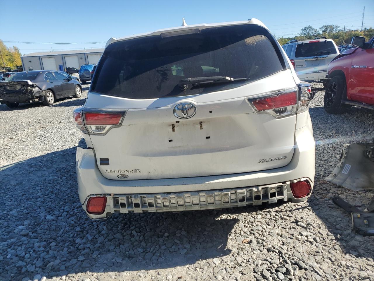 2015 Toyota Highlander Xle VIN: 5TDJKRFH6FS187444 Lot: 85920425