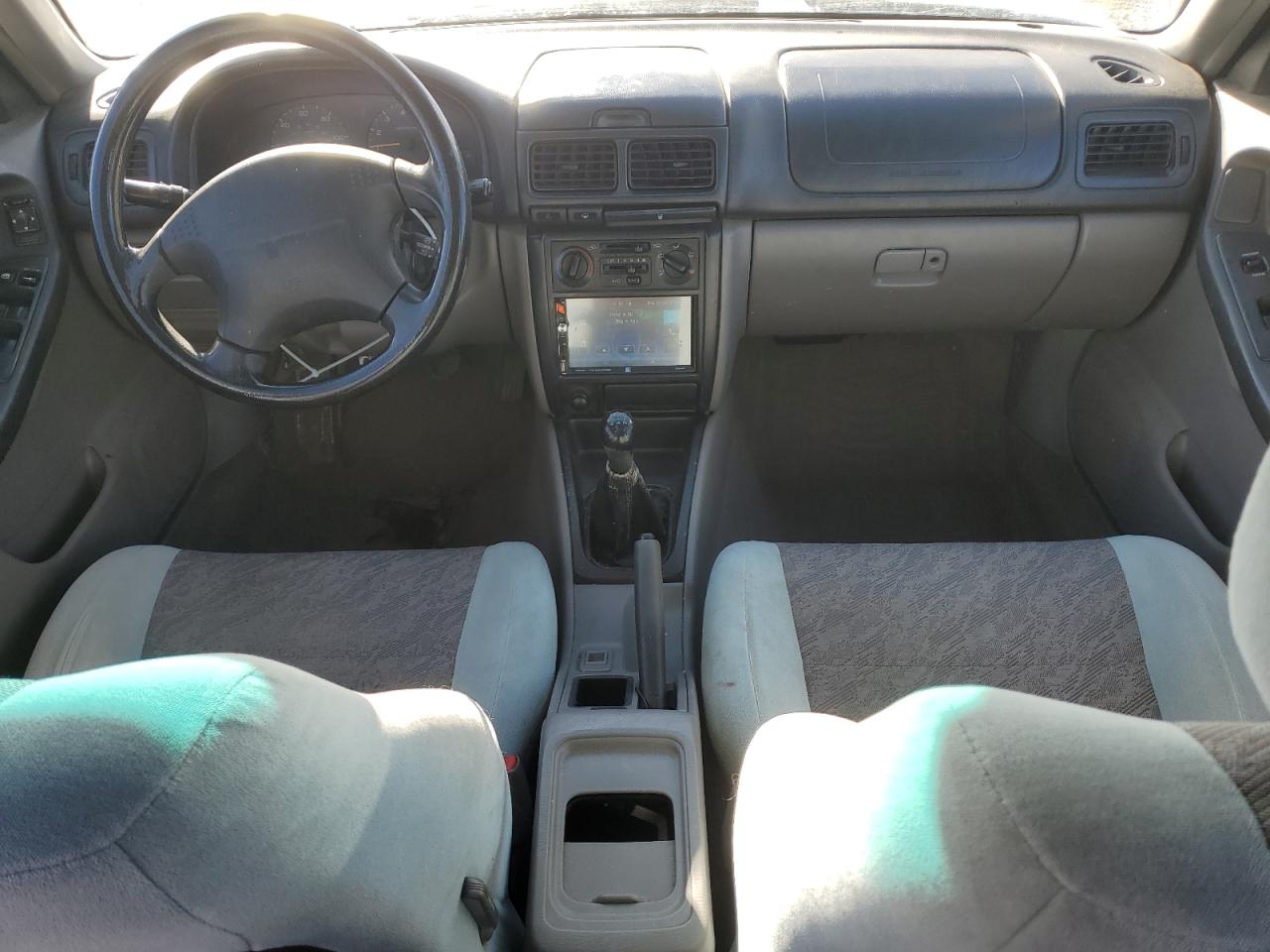 2000 Subaru Forester L VIN: JF1SF6359YG720715 Lot: 90140615