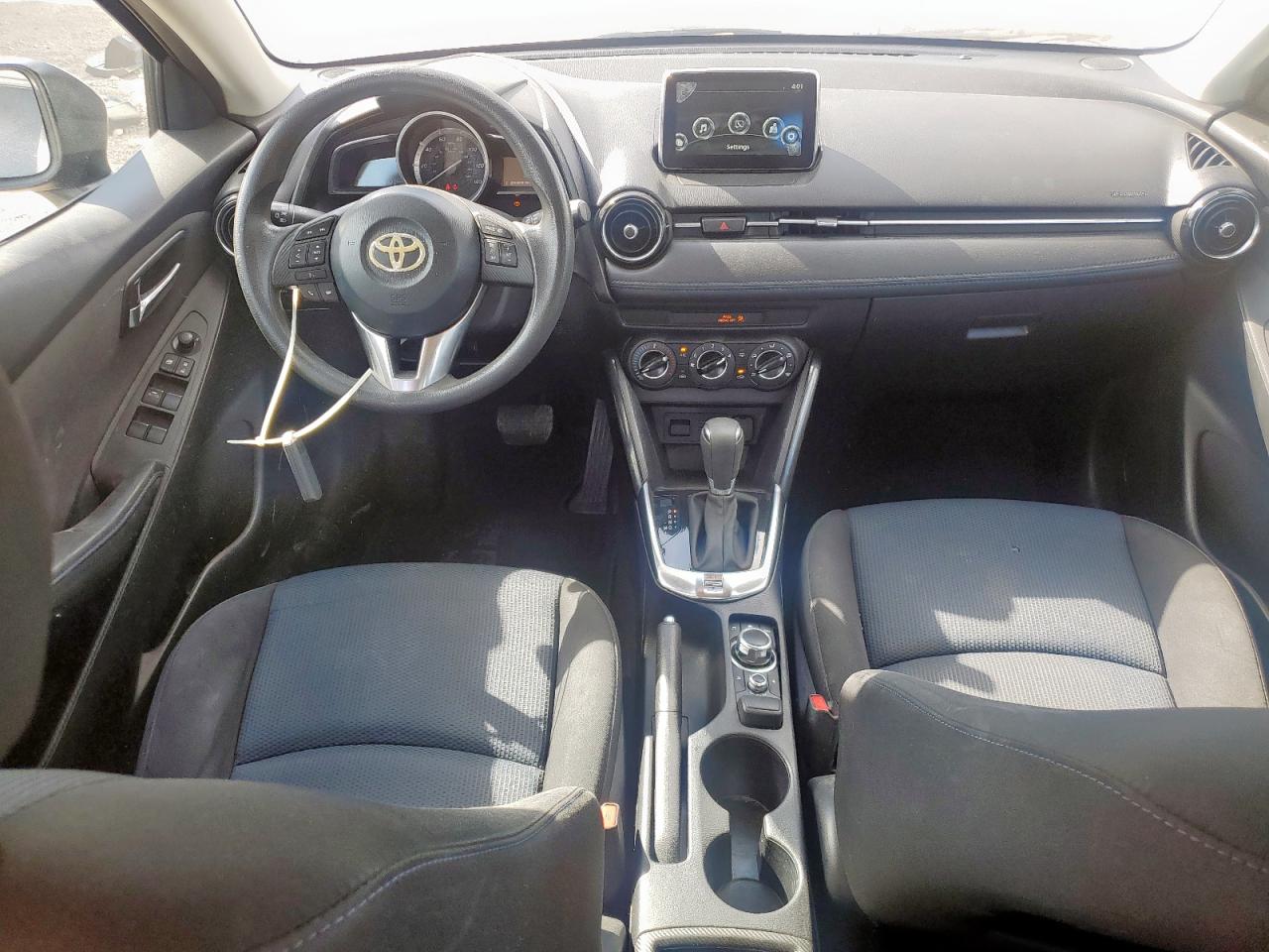 2017 Toyota Yaris Ia VIN: 3MYDLBYV7HY164692 Lot: 85586525