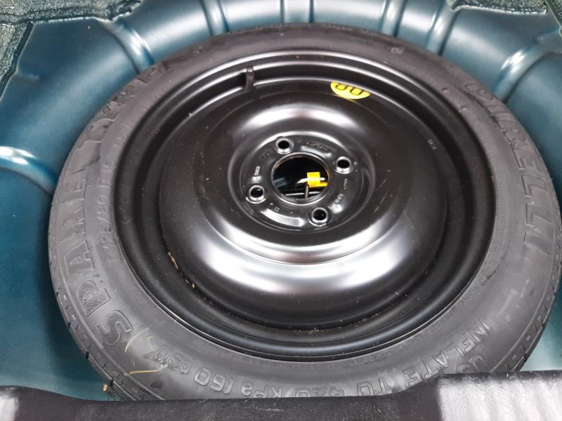 2002 FORD FOCUS ZETEC AUTO 