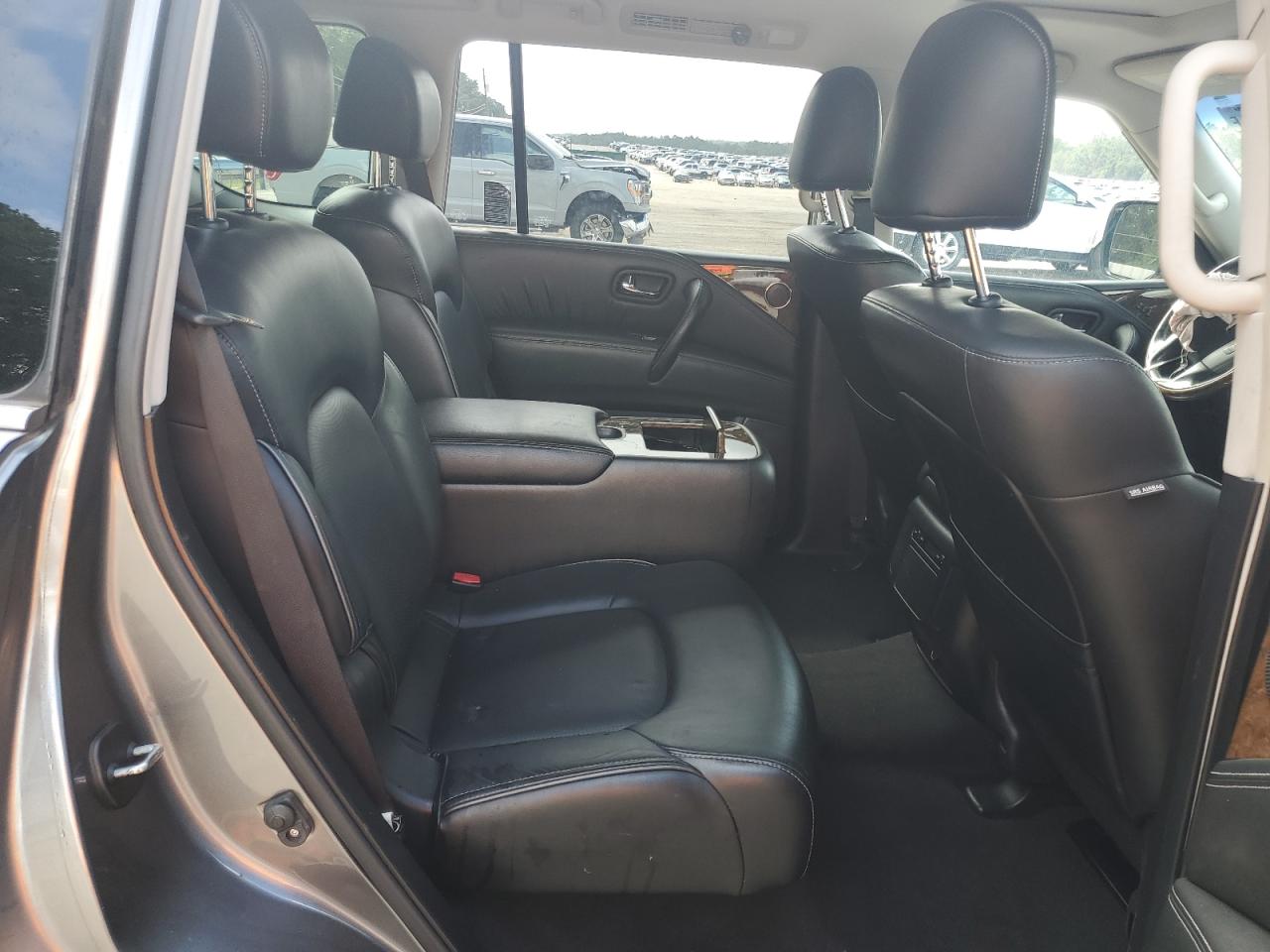 2017 Infiniti Qx80 Base VIN: JN8AZ2NEXH9158755 Lot: 85674135