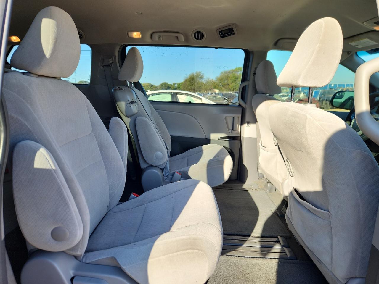 2015 Toyota Sienna Le VIN: 5TDKK3DC5FS532682 Lot: 86301445