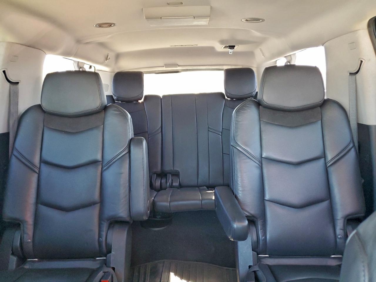 2018 Cadillac Escalade Esv Luxury VIN: 1GYS3HKJXJR110730 Lot: 90831675