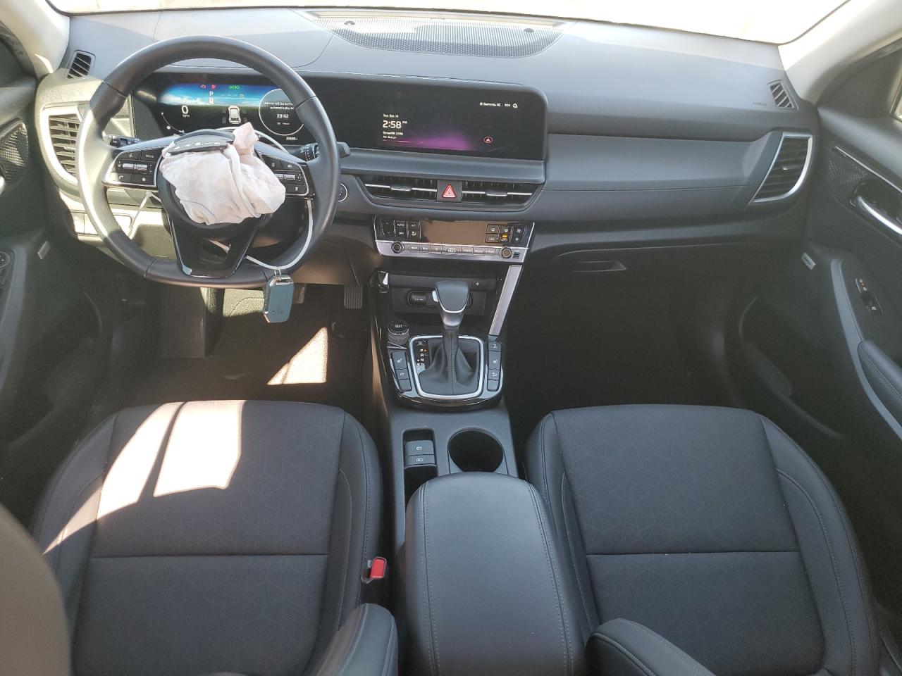 2024 Kia Seltos Sx VIN: KNDETCA73R7496488 Lot: 82471895