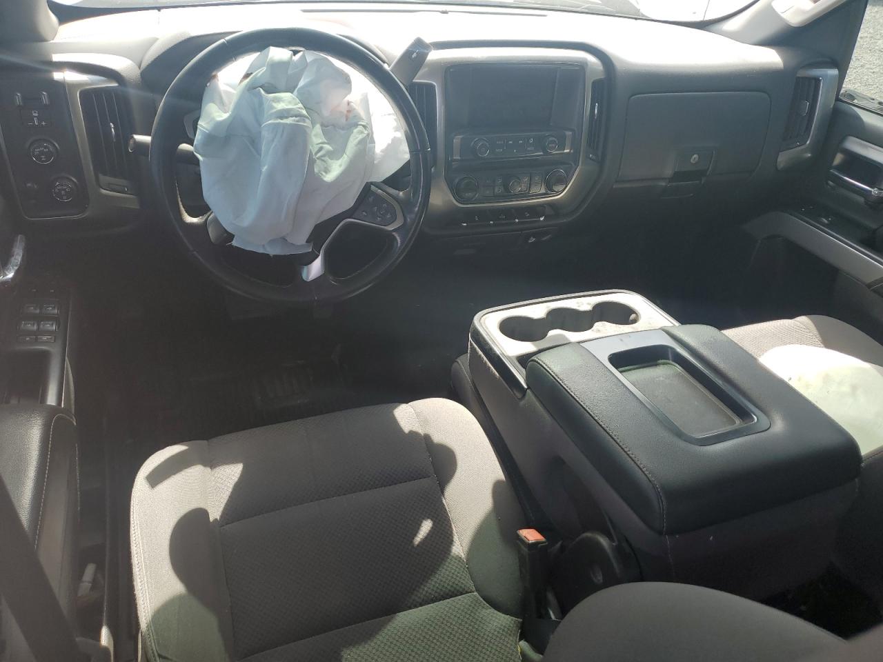 2018 Chevrolet Silverado K1500 Lt VIN: 3GCUKREC3JG533072 Lot: 84949395