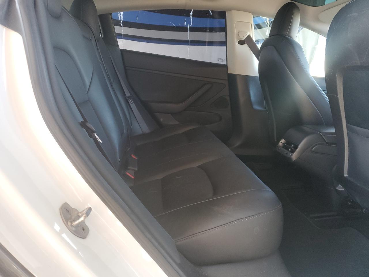 2018 Tesla Model 3 VIN: 5YJ3E1EB8JF088667 Lot: 87292825