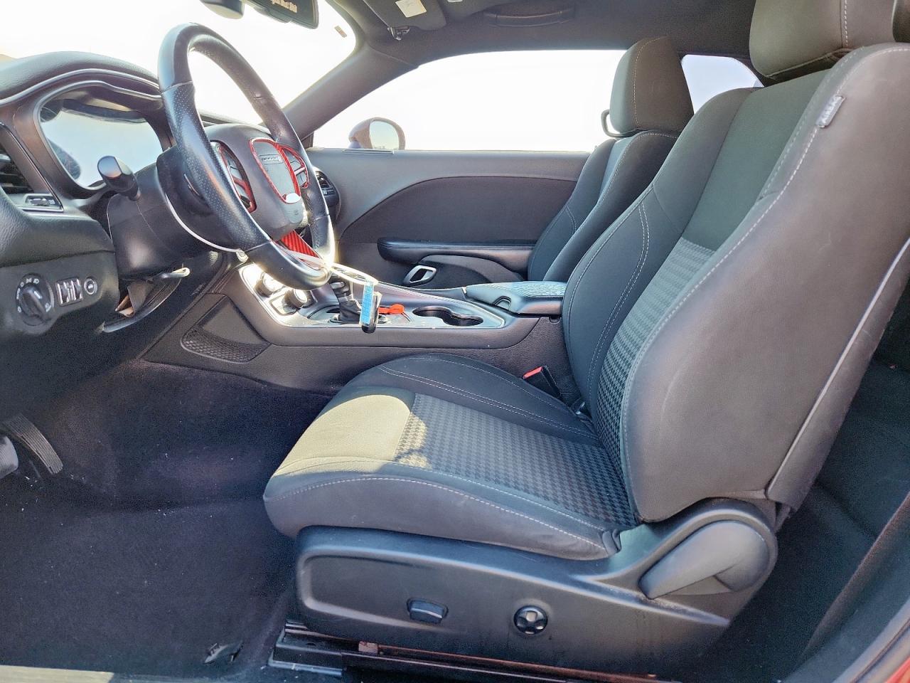 2018 Dodge Challenger Sxt VIN: 2C3CDZAG6JH216891 Lot: 84621945