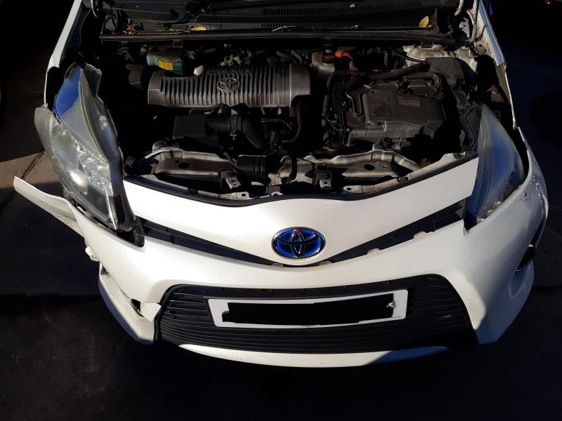 2014 TOYOTA YARIS 1.5 VVT-I HYBRID TREND 5DR CVT