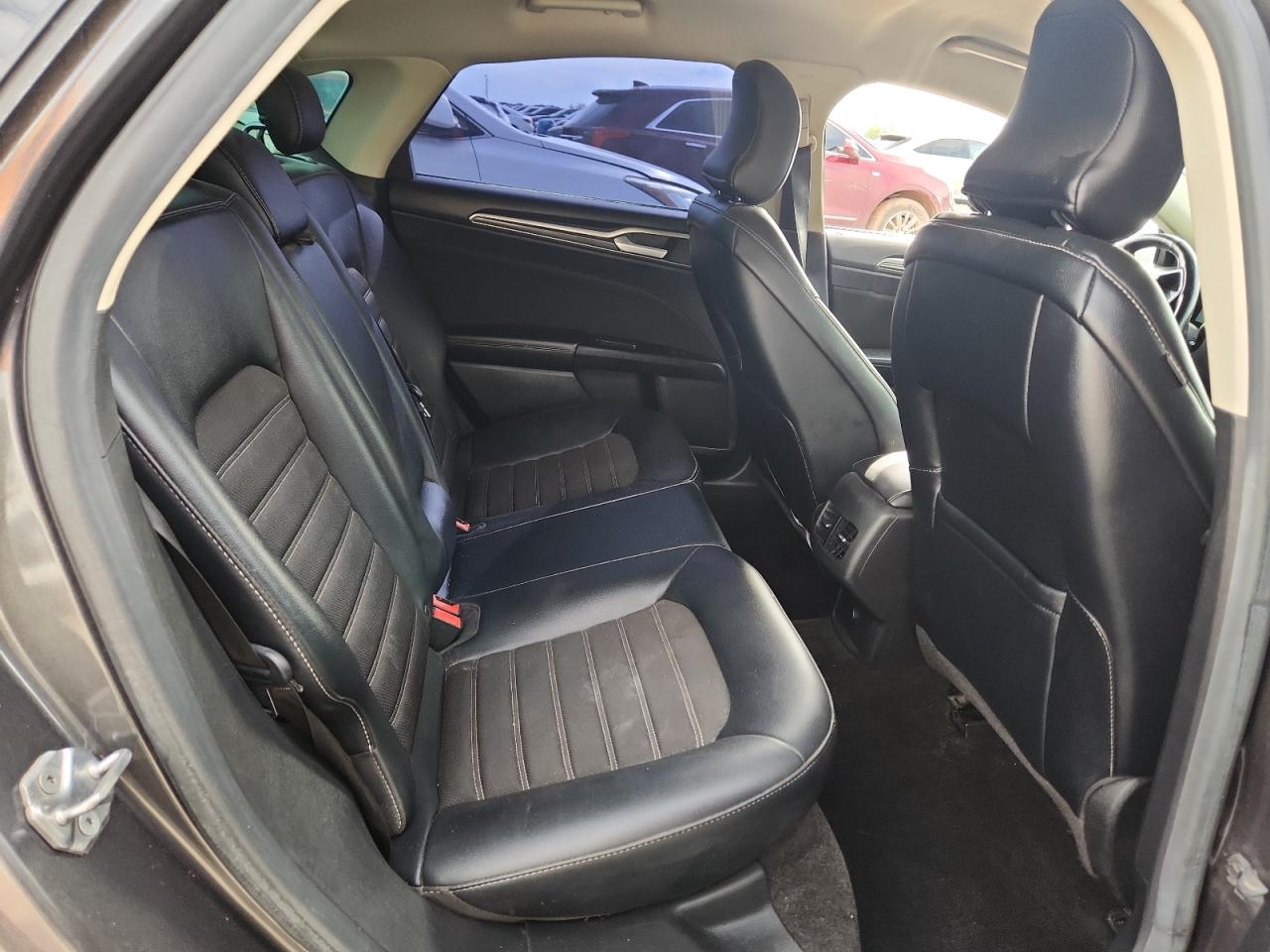 2017 Ford Fusion Se VIN: 3FA6P0HD6HR407691 Lot: 82401095