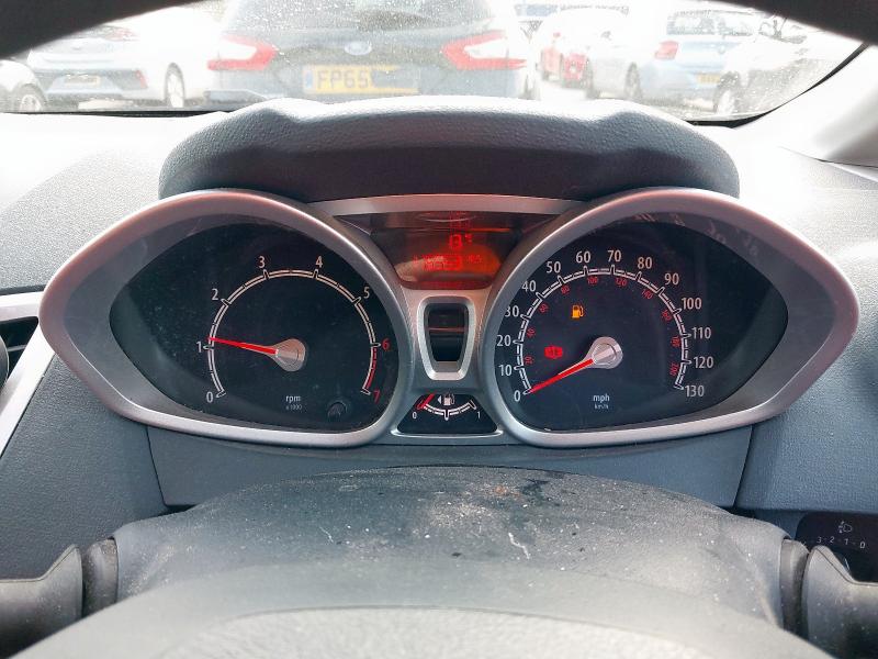 2011 FORD FIESTA 1.25 ZETEC 5DR [82]