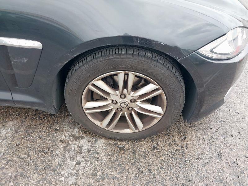 2013 JAGUAR XF 3.0D V6 LUXURY 4DR AUTO [START STOP]