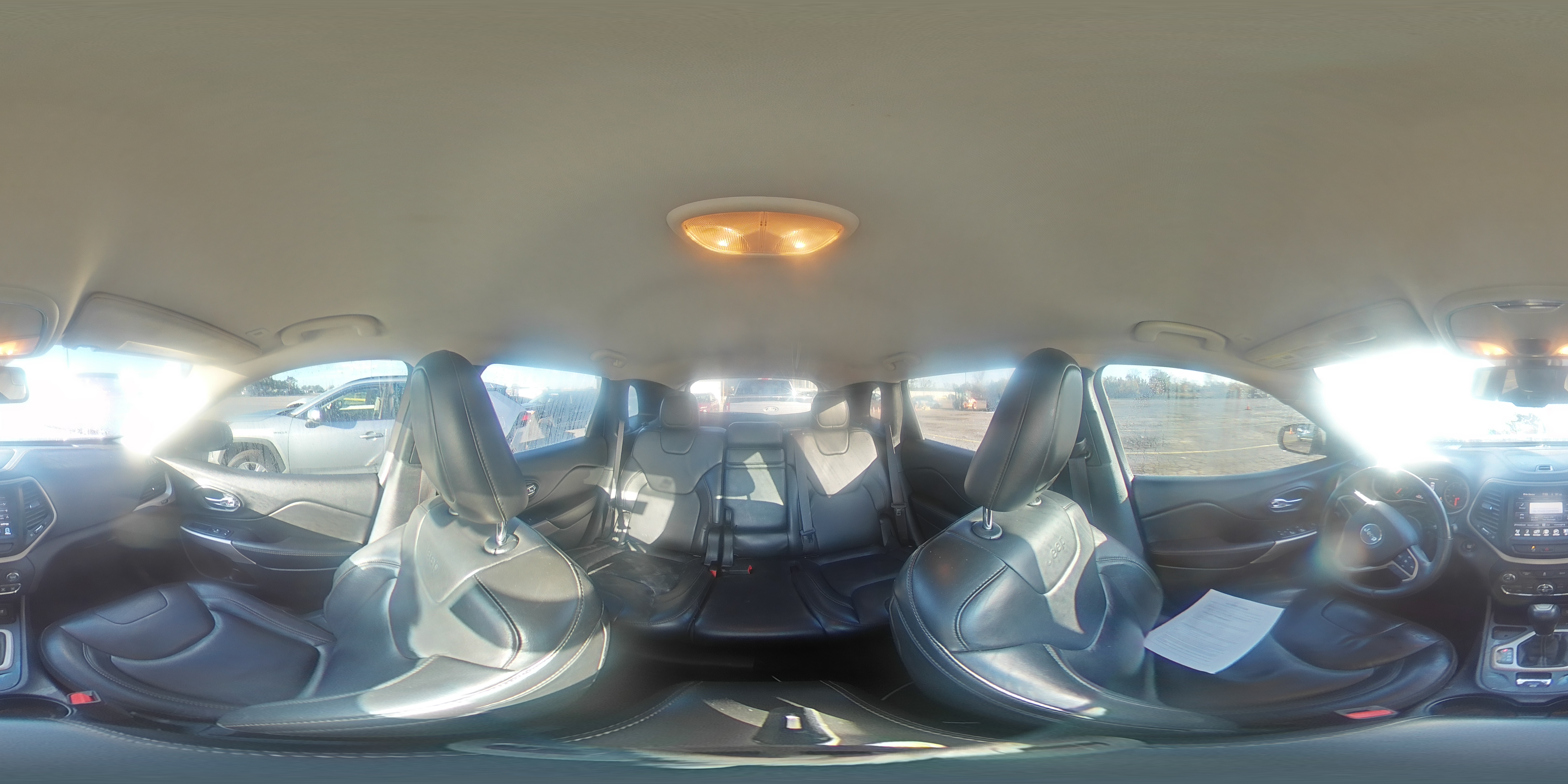 2018 Jeep Cherokee Limited VIN: 1C4PJLDB1JD523613 Lot: 85843695